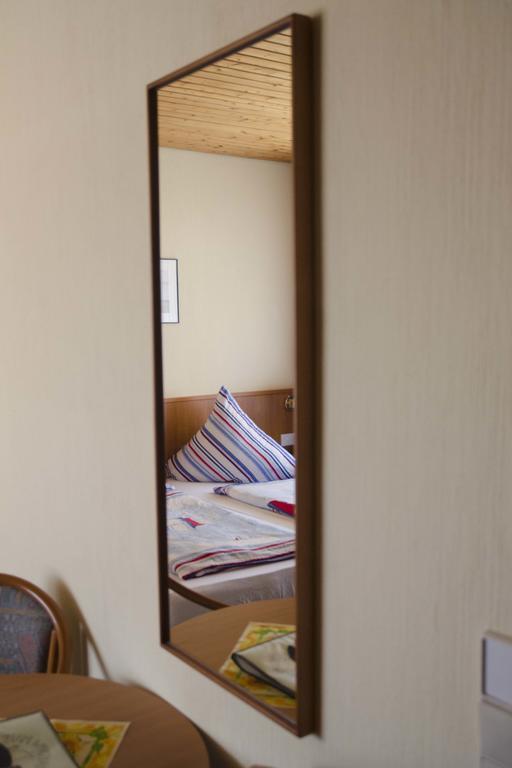 Zum Wikinger Otel Neßmersiel Dış mekan fotoğraf